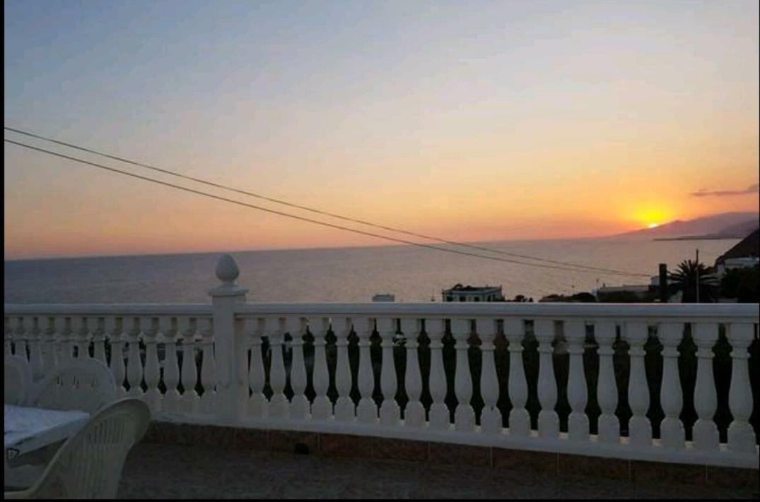 Villa Vistas al Mar Adra Exterior foto